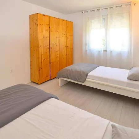 Appartement Iris Rovinj